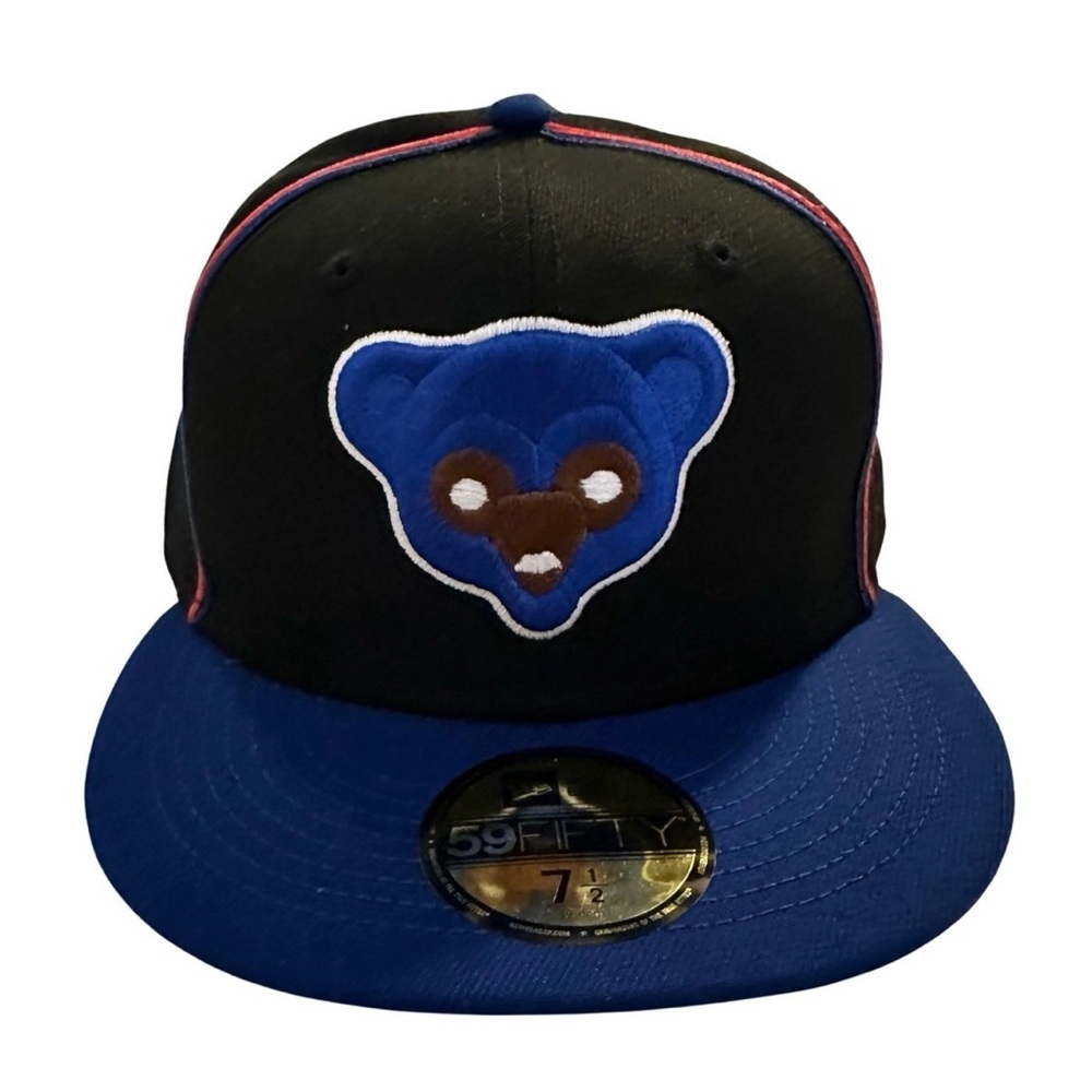 Chicago Cubs Black Soutache Fitted Cap.